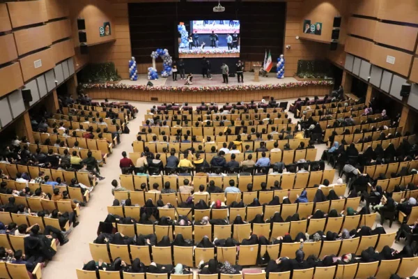 همزمان با روز دانشجو برگزار شد 2