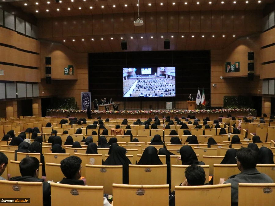 هفتمین همایش ملی دانش آموزش محتوا (PCK)در راهنمایی و مشاوره در کرمان برگزار شد 4