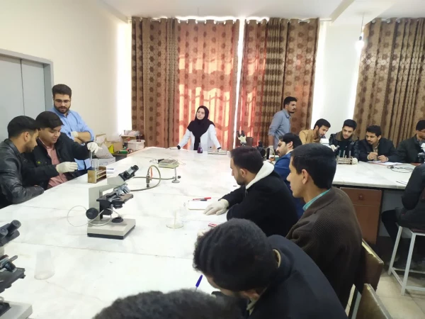  برگزاری کارگاه آموزش علوم تجربی با تکیه بر الگوی تدریس آزمایشگاهی 5