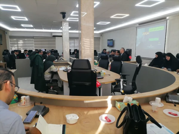 کارورزی بهترین فرصت کسب تجربه معلمی برای دانشجومعلمان است  7