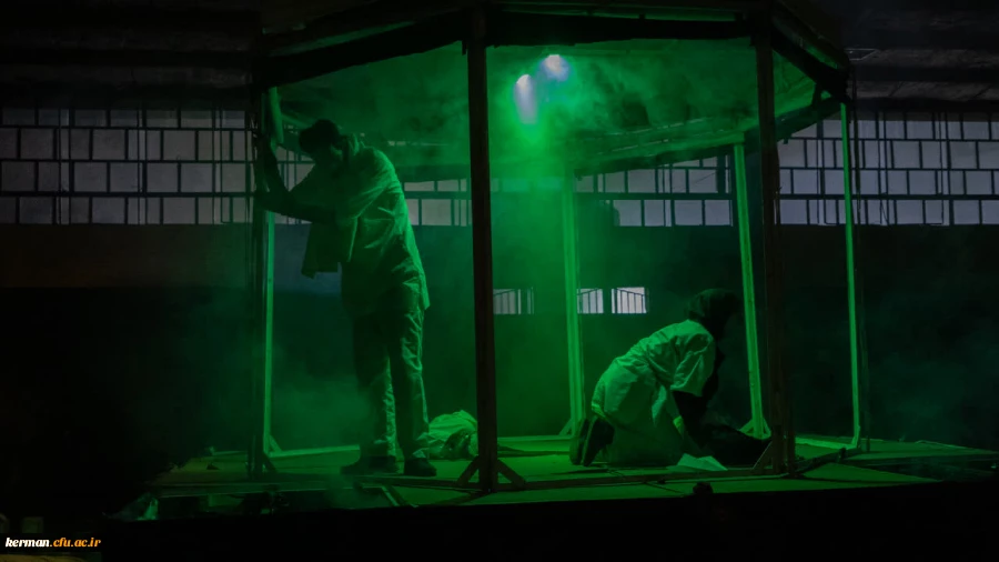 گرامیداشت شهید والامقام فائزه رحیمی با حضور والدین معظم در دانشگاه فرهنگیان کرمان   9