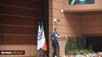 معاون فرهنگی و تربیتی دانشگاه فرهنگیان در افتتاحیه مرحله سوم اردوی راهیان مقاومت در کرمان:

شهید سلیمانی الگویی جامع برای نسل های آینده است  