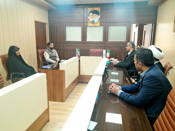 تأکید بر لزوم بهره مندی از ظرفیت های شهری برای ارتقاء جایگاه دانشجو معلمان 4