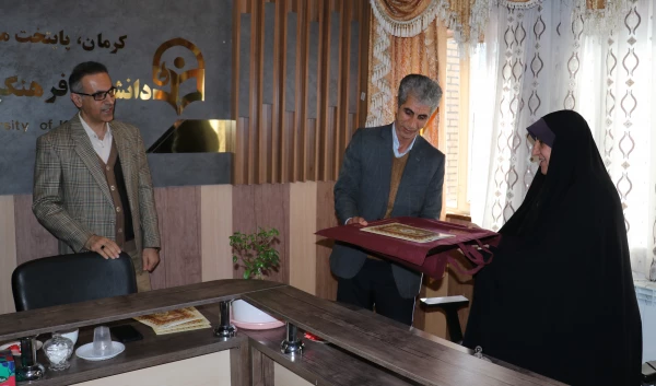  دانشگاه فرهنگیان کرمان از جانبازان دفاع مقدس تجلیل کرد 8