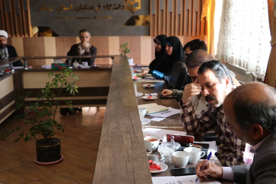 برگزاری جلسه شورای مدیریت دانشگاه فرهنگیان کرمان با محوریت برنامه ریزی آموزشی و رفاهی 3