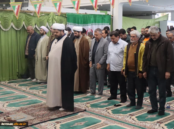 همزمان با ایام دهه مبارک فجر صورت گرفت:

انجام مراسم معنوی تکریم مسجد الزهرا(س) کرمان