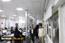 بازدید اعضای هیئت علمی و کارکنان دانشگاه فرهنگیان کرمان از مجموعه خودروسازی بم 8