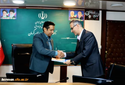 رئیس دانشگاه فرهنگیان کرمان: 

هم افزایی با آموزش و پرورش، راهبرد کلیدی موفقیت دانشگاه است
تقدیر از همکاری مدیرکل آموزش و پرورش استان کرمان