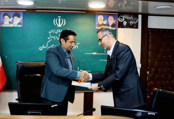 هم افزایی با آموزش و پرورش، راهبرد کلیدی موفقیت دانشگاه است
تقدیر از همکاری مدیرکل آموزش و پرورش استان کرمان 2