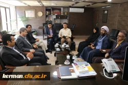 دیدار رئیس دانشگاه فرهنگیان با مدیرکل آموزش و پرورش استان کرمان 3دیدار رئیس دانشگاه فرهنگیان با مدیرکل آموزش و پرورش استان کرمان 6