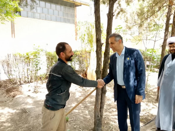 بازدید میدانی رئیس دانشگاه فرهنگیان کرمان در هفته کار و کارگر از فضای فیزیکی دانشکده علوم تربیتی  2
