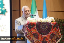 نخستین کار در ارتقا جایگاه فرهنگیان در جامعه، دانشگاه فرهنگیان است که در شان معلمان نیست و حتما باید ارتقا یابد. 2