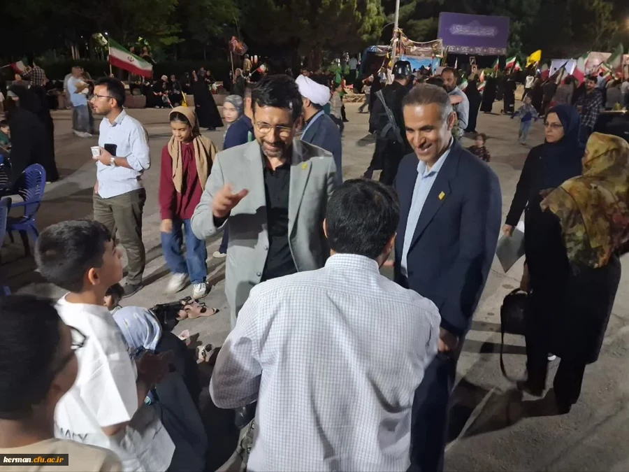 عملکرد موکب های دانشگاه فرهنگیان کرمان در تجمعات شبانه قابل تقدیر است 7