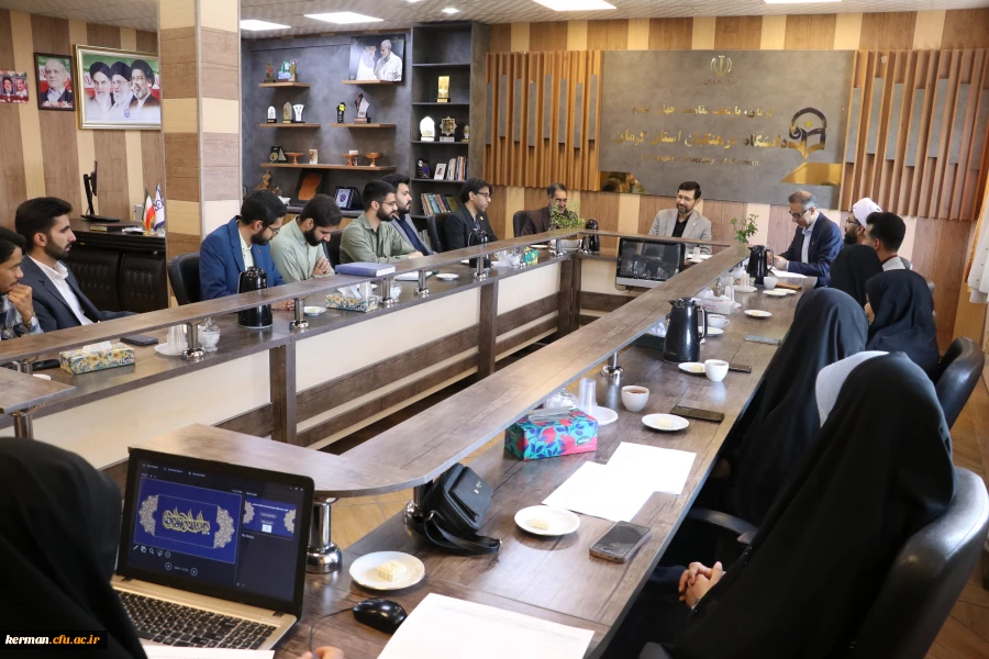 باید از پوسته ی مادی گرایانه فراتر رفته و تمدن مقاومت را در دانشگاه ها بازخوانی کنیم 2